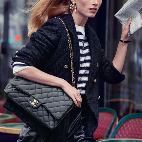 hahn entrit chanel|Borse Chanel Estate 2021: il modello 11.12 nei look street style.